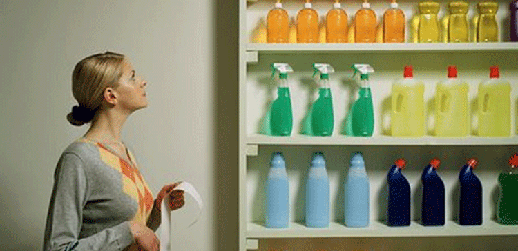 جعلی جراثيم کش اسپرے خریدنے سے بہتر ہے گھر پر خود تیار کریں