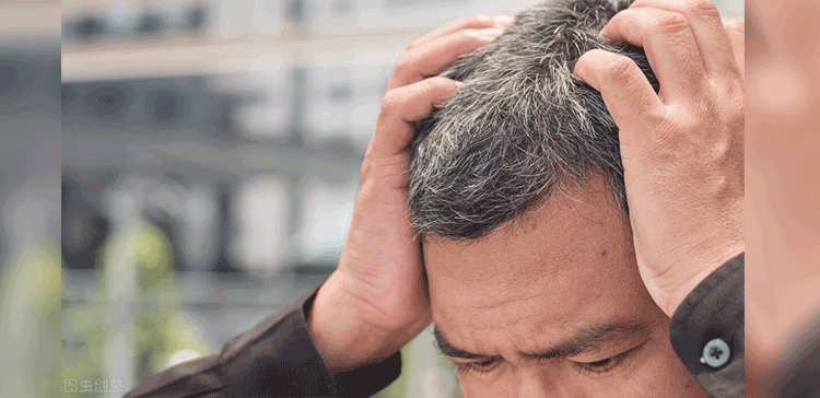 اپنے بالوں کو دوبارہ سیاہ دیکھنا چاہتے ہیں تو صرف ایک کام چھوڑ دیں