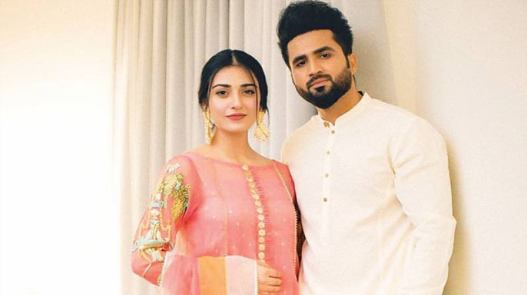 سارا اور میری عمر میں 12 سال کا فرق ہے۔۔ شوبز کی پسندیدہ جوڑی سارا اور فلک کی زندگی کے بارے میں چند دلچسپ باتیں