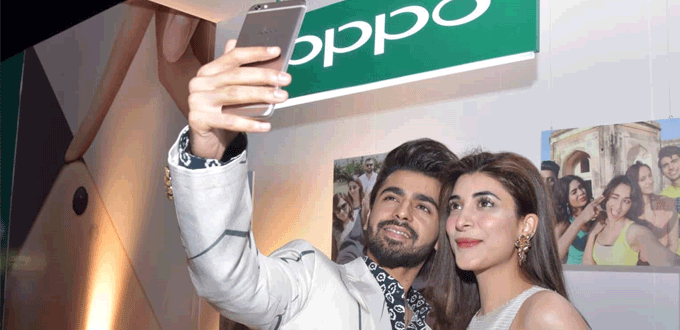 عیدالفطر کی خوشیاں OPPO F3 کے سنگ