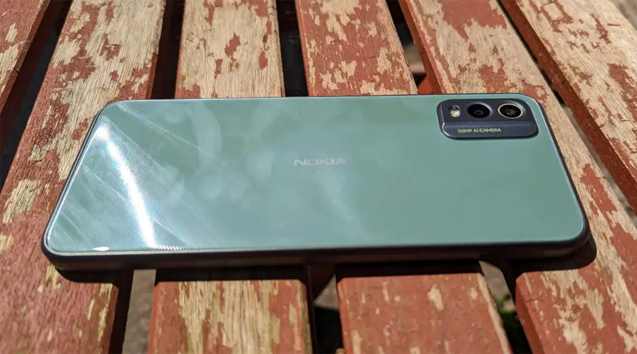 Nokia C32