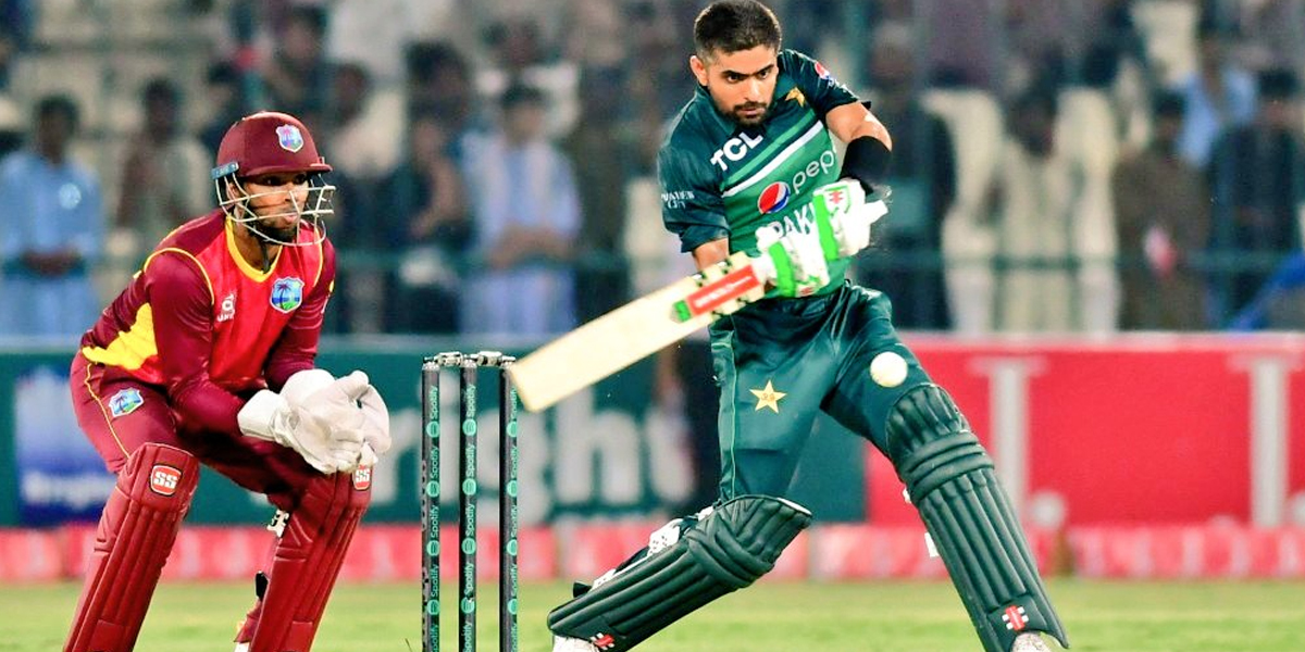 پہلا ون ڈے: پاکستانی شاہینوں نے کالی آندھی کا رخ موڑ کر کیسے فتح چھین لی؟