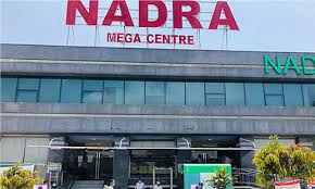 نادرا قوانین یتیم طالبہ کی تعلیمی راہ میں رکاوٹ بن گئے، یتیم طالبہ کو سندھ ہائی کورٹ جانے پر مجبور کر دیا