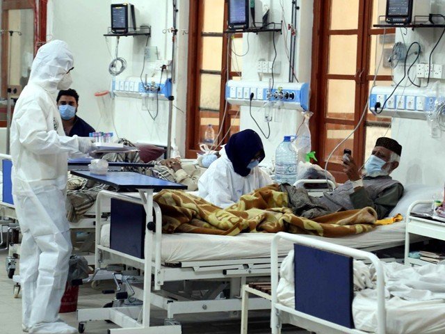 کورونا مزید تیزی سے پھیلنے لگا، ملک میں ایک دن میں 89 افراد جاں بحق