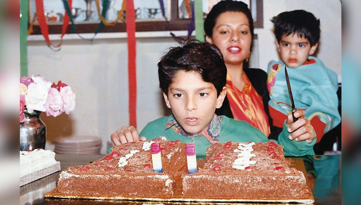 کیا آپ بتا سکتے ہیں کہ یہ کس مشہور کھلاڑی کی تصویر ہے؟