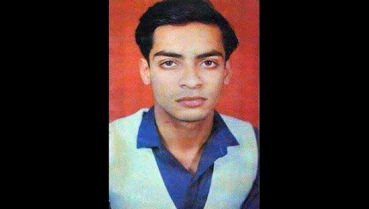 کیا آپ اس تصویر میں موجود پاکستان کی مشہور شخصیت کو پہچان سکتے ہیں؟