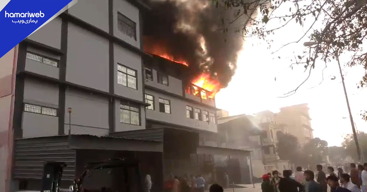 لانڈھی، استعمال شدہ کپڑوں کی فیکٹری میں آگ بھڑک اٹھی