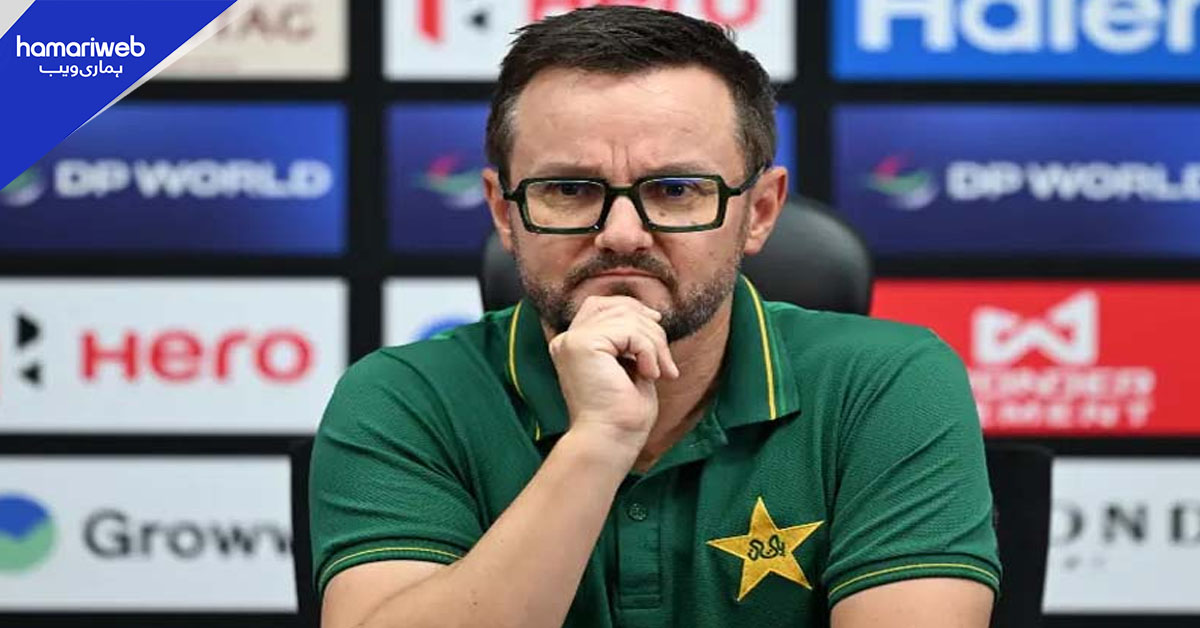 پاکستان وائٹ بال ٹیم کے ہیڈ کوچ مائیک ہیسن انگلینڈ طلب