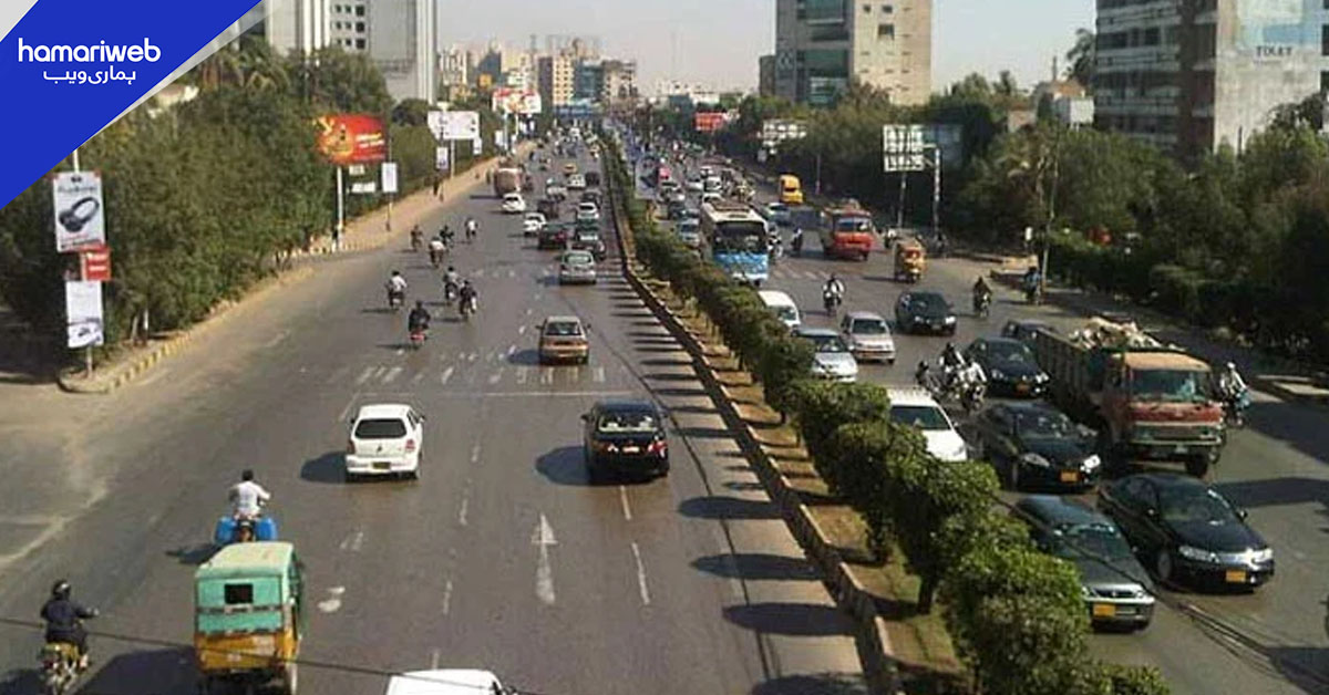 کراچی: شارع فیصل پر موٹرسائیکل و بسوں کے لیے علیحدہ لین مقرر