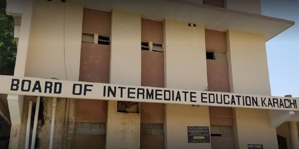 انٹرمیڈیٹ : سائنس پری انجینئرنگ گروپ کے سالانہ امتحانات برائے 2022ء کی مارکس شیٹس تیار