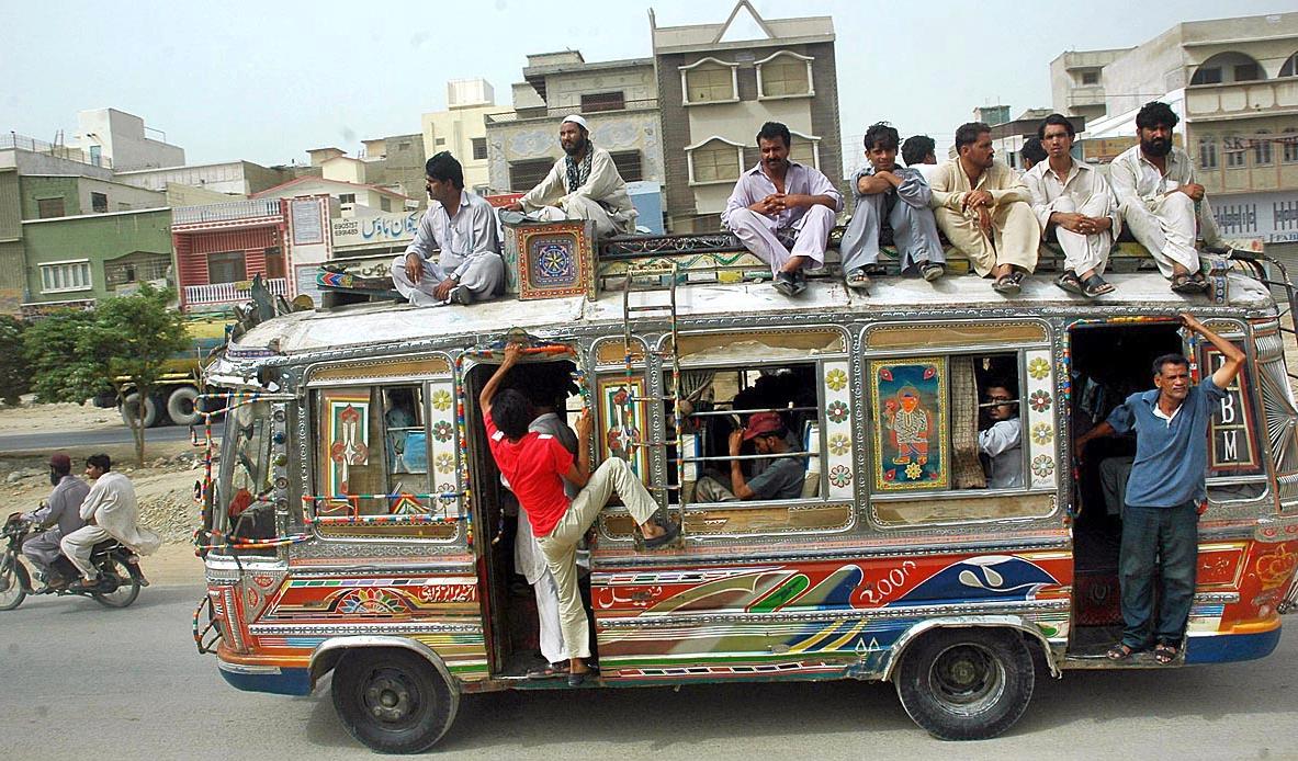 ٹرانسپورٹ ہفتے میں دو دن بند رکھنے کا فیصلہ کر لیا گیا