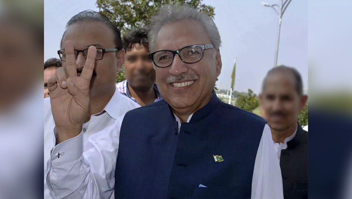 صدر عارف علوی کے اچانک پھر سے چرچے کیوں ہونے لگے؟