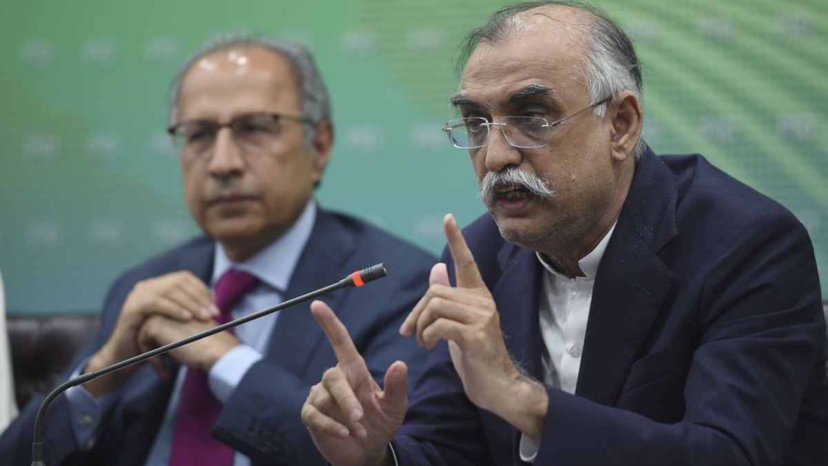قانونی طریقے سے بھی غیر قانونی کام ہونے کا انکشاف، 2 کھرب ڈالر باہر کیسے بھیجے گئے؟ 