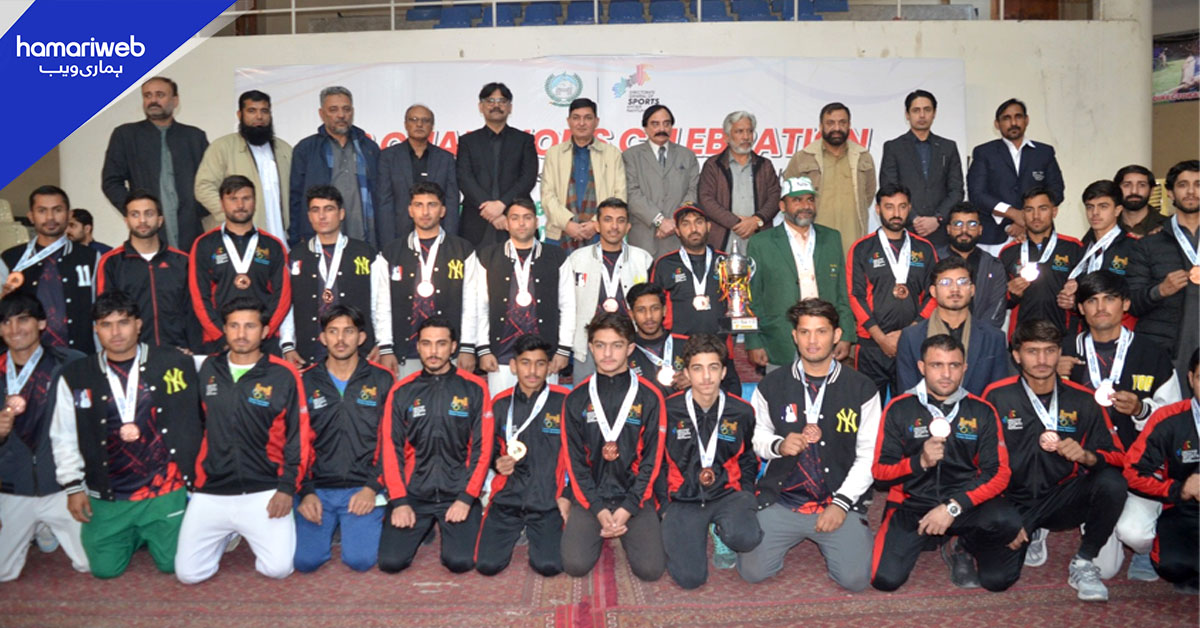 خیبر پختونخوا: نیشنل گیمز میں میڈلز جیتنے والے کھلاڑیوں کے اعزاز میں تقریب تقسیم انعامات