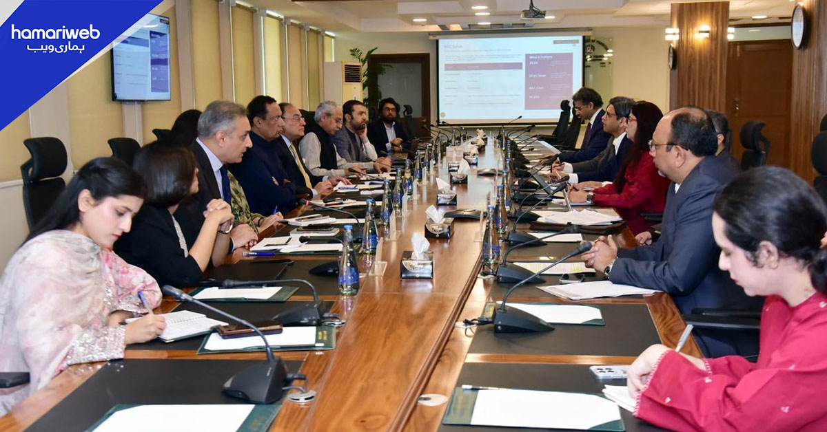 کیپیٹل مارکیٹ کو مزید فعال اور بااثر بنانے کے لیے اصلاحات کا عمل تیز کیا جائے گا: وفاقی وزیر خزانہ