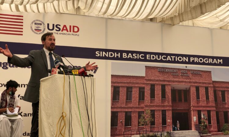 امریکی حکومت کا سندھ حکومت کے ساتھ صوبے میں تعلیم کی بہتری کیلئے تعاون جاری رکھنے کا عزم