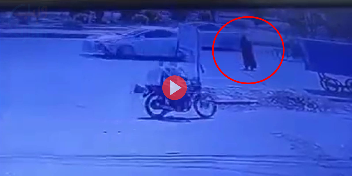 کراچی میں ہیوی ٹینکر کی خاتون سے ٹکر۔۔۔ ویڈیو نے دل دہلا دیا