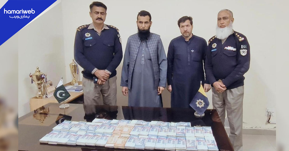موٹروے پولیس نے ایمانداری کی مثال قائم کردی، 53 لاکھ روپے سے بھر بیگ مالک کے حوالے