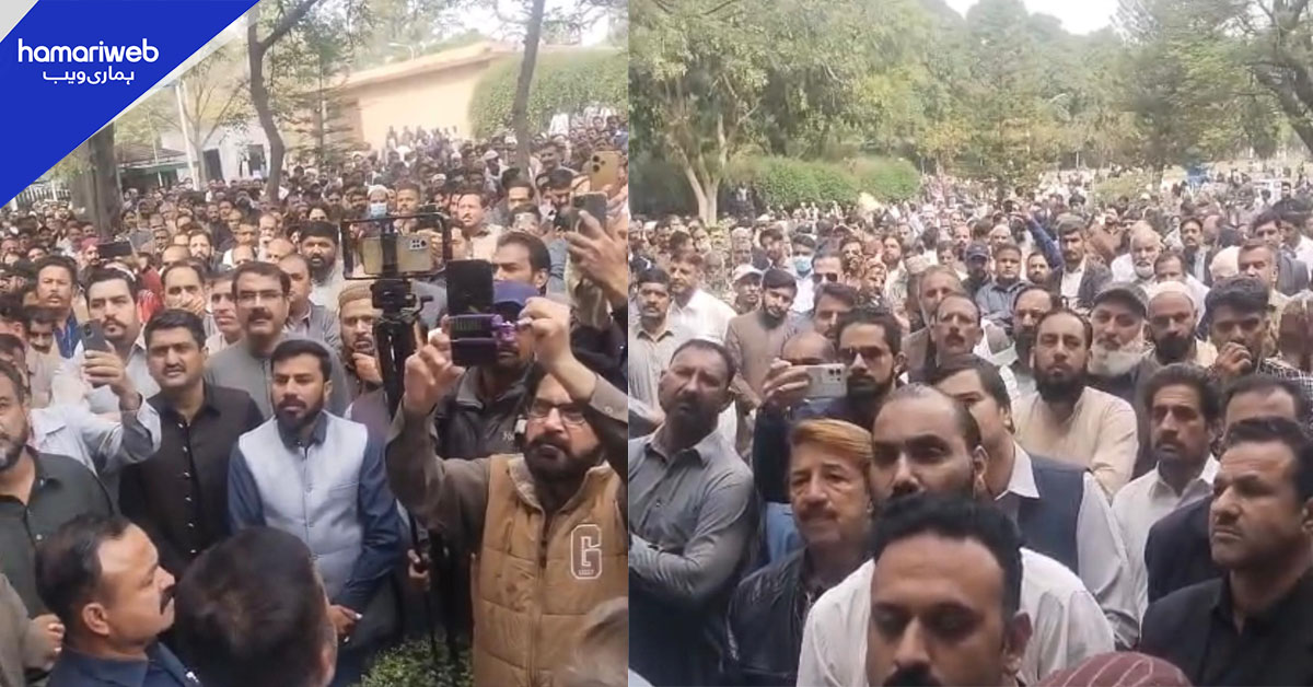 تنخواہوں میں کٹوتی: سی ڈی اے ملازمین کا چیئرمین دفتر کے باہر احتجاج