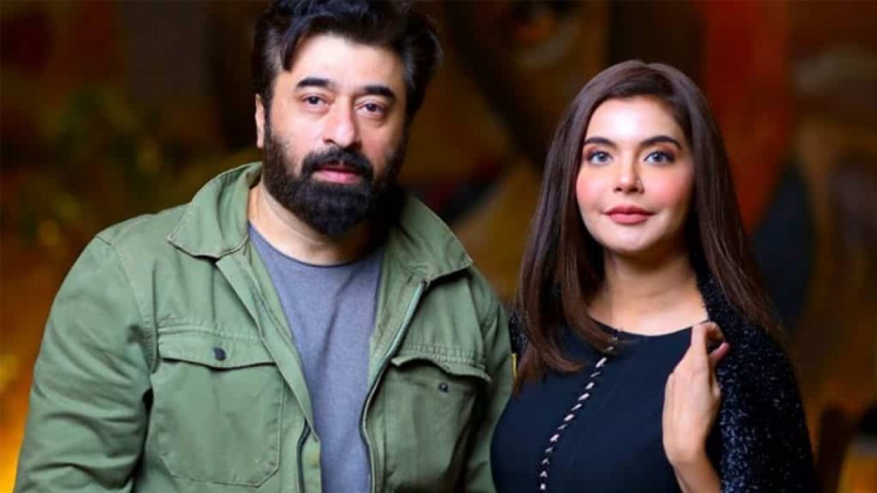 یہ تو 'آنٹی اور انکل' لگ رہے ہیں۔۔۔ اداکارہ ندا اور یاسر کو سوشل میڈیا پر انکل آنٹی کیوں کہا جا رہا ہے؟