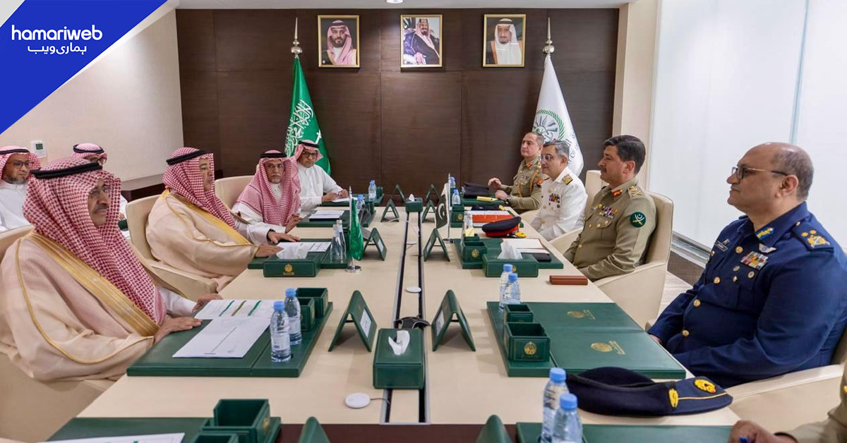 لیفٹیننٹ جنرل سید عامر رضا کی سعودی چیف آف جنرل اسٹاف جنرل فیاض بن حمید الروايلي سے ملاقات