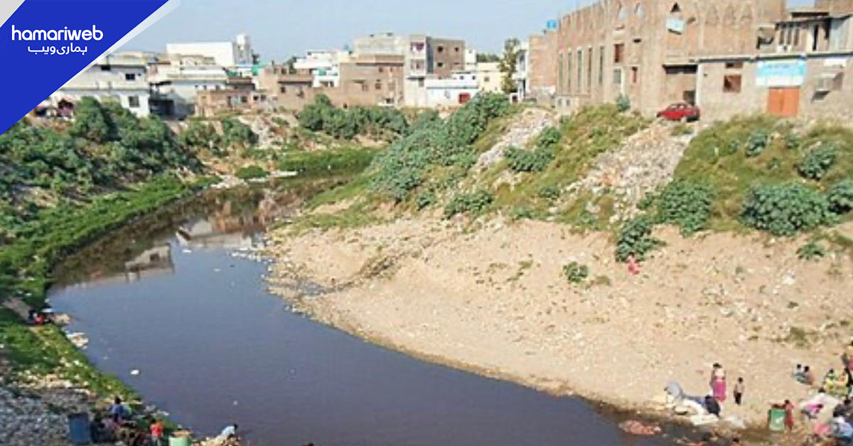 ریسکیو ٹیمیں نالہ لئی میں گرنے والی 6 سالہ بچی کی تلاش میں پہلے روز ناکام