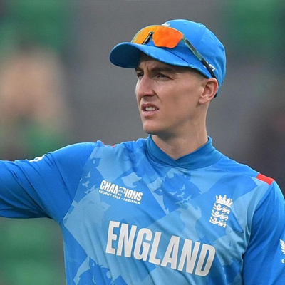 Harry Brook More pics