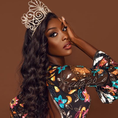 Olivia Yace - Profile Picture