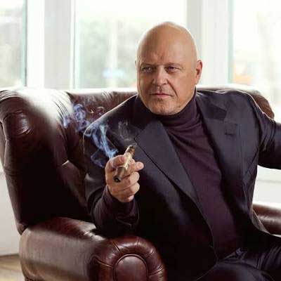 Michael Chiklis