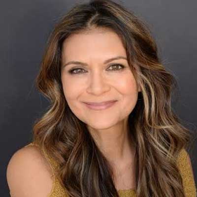 Nia Peeples