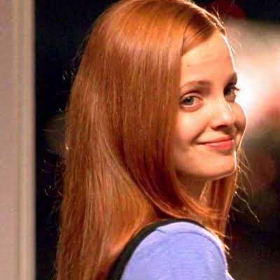Mena Suvari