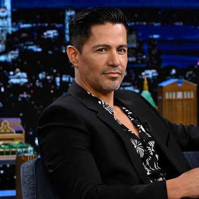 Jay Hernandez