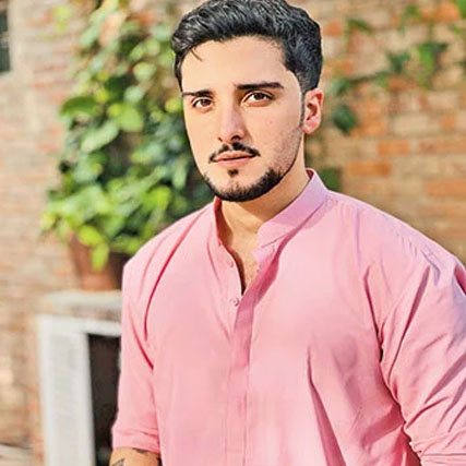 Komail Anam - Profile Picture