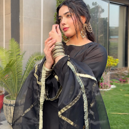 Romaisa Tariq