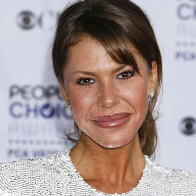 Nikki Cox