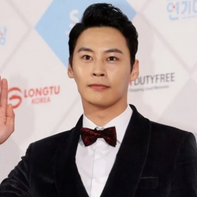 Jung Eun woo