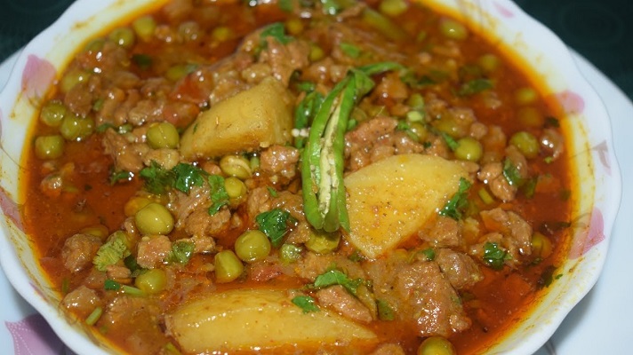 Aloo Matar Shorba Recipe In Urdu