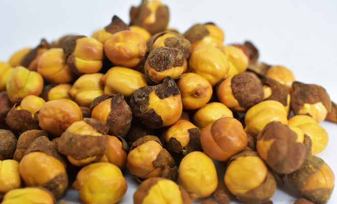 کالے بھُنے چنے کھائیں اور ان امراض کو رکھیں اپنے کنٹرول میں