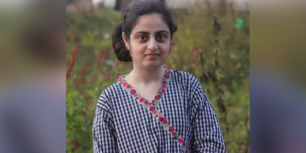 دعا زہرہ کے بچپن کی تصویر سوشل میڈیا پر وائرل