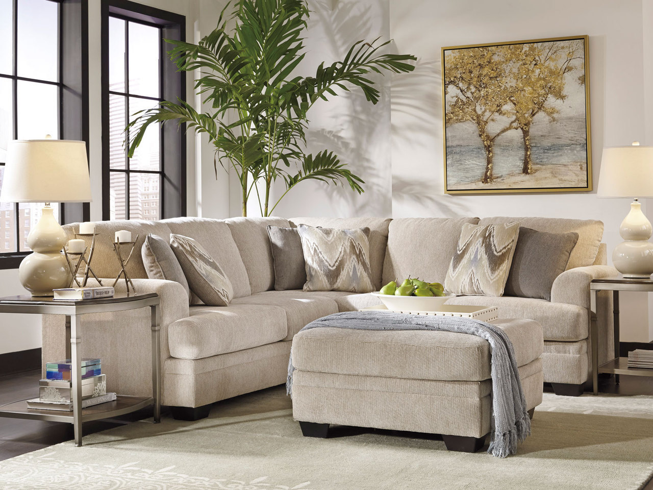 صوفے گندے ہوگئے ہیں تو مائیکروفائبر صوفے کو صاف کرنے کا آسان ٹوٹکہ تو عید سے قبل بنائے اپنے صوفے کو نئے جیسا