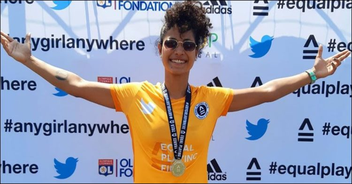 پاکستانی فٹبالر ہاجرہ خان نے گنیز ورلڈ ریکارڈ اپنے نام کرلیا