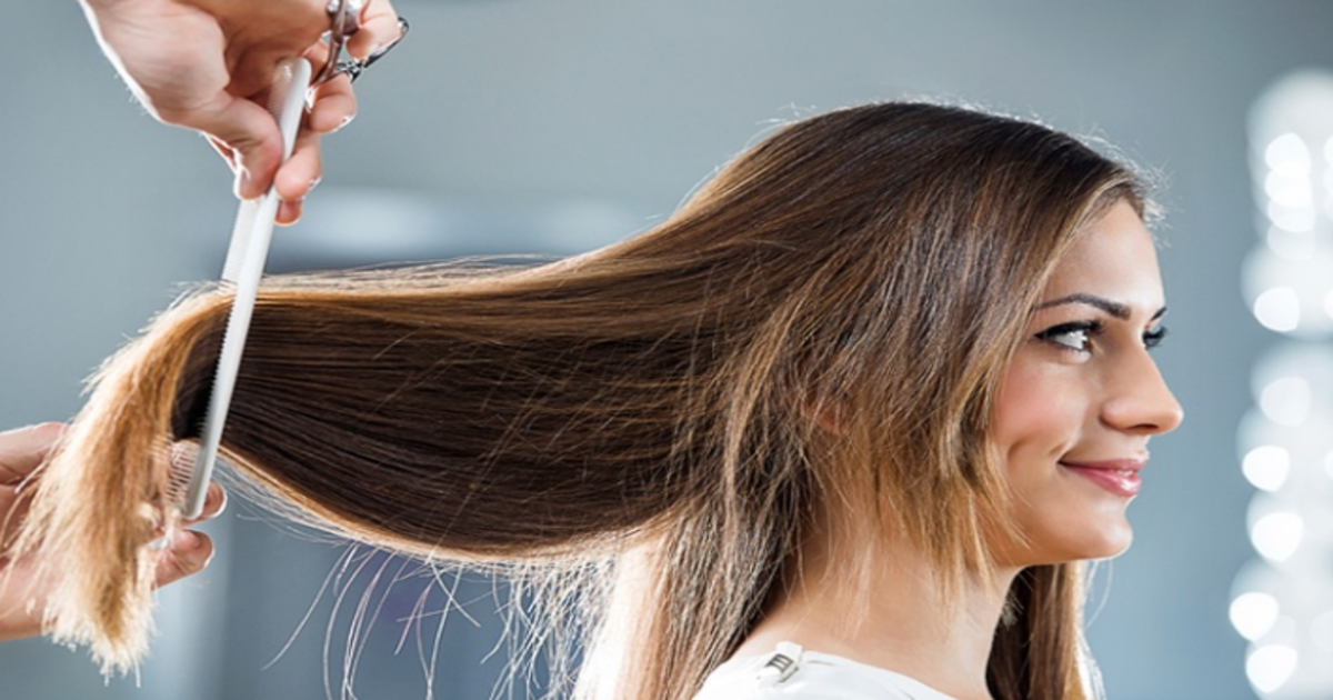 کیا آپ دومنہ والے بالوں سے مکمل نجات چاہتی ہیں ؟ تو یہ آسان طریقہ معمول بنالیں اور پائیں خوبصورت بال