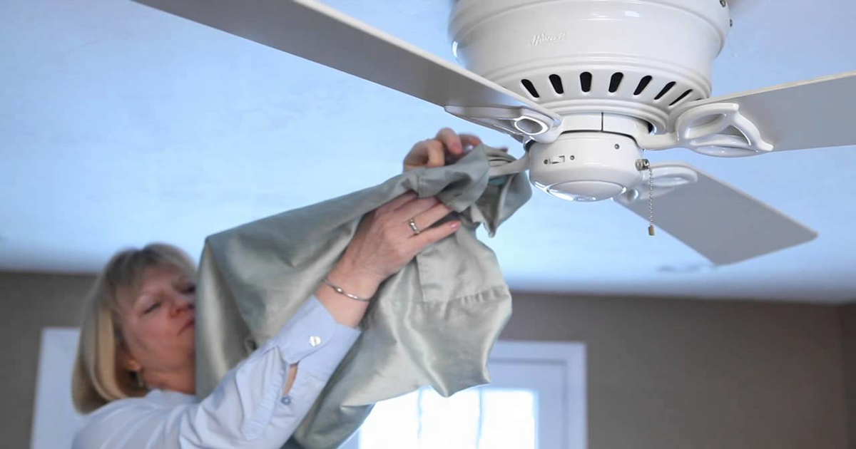 پنکھا صاف کرنے کا شاندار طریقہ، اب گندے سے گندا پنکھا منٹوں میں صاف وہ بھی فرش گندا ہوئے بغیر