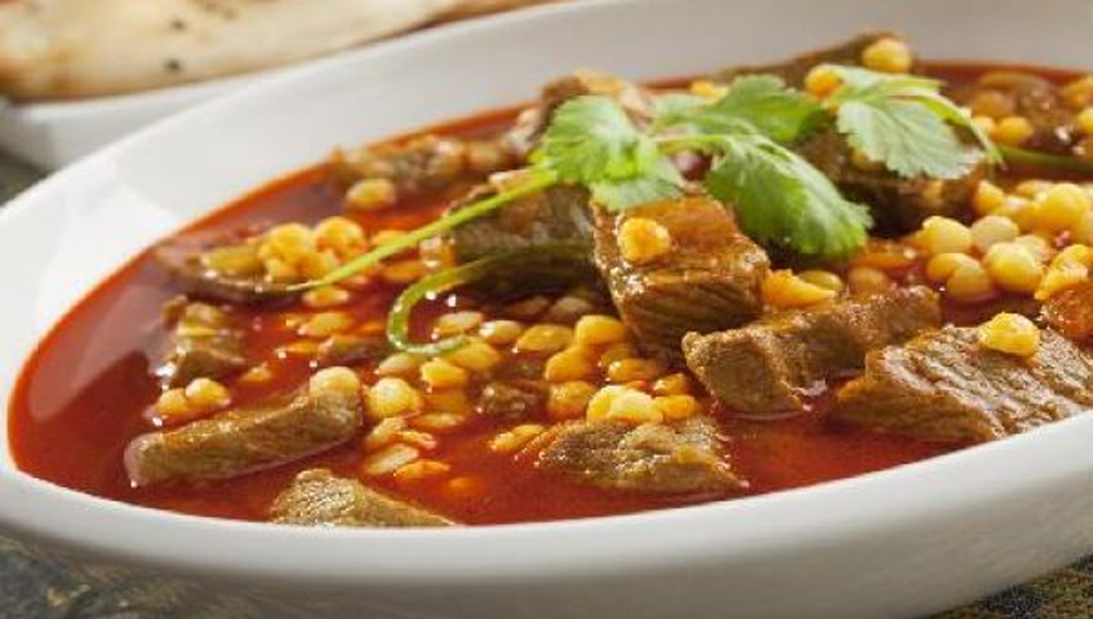 آپ بھی گوشت کو دالوں کے ساتھ استعما ل کرتے ہیں؟ لیکن کبھی سوچا ہے ایسا کرنے سے کیا ہوتا ہے؟