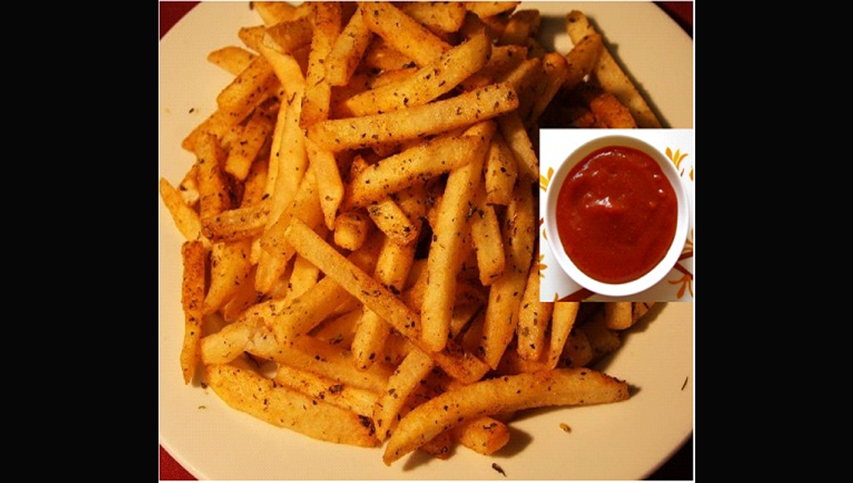 آلو کے چپس ایک خاص مصالحے کے ساتھ تو اب بنائیں بالکل باہر جیسا ذائقہ گھر میں