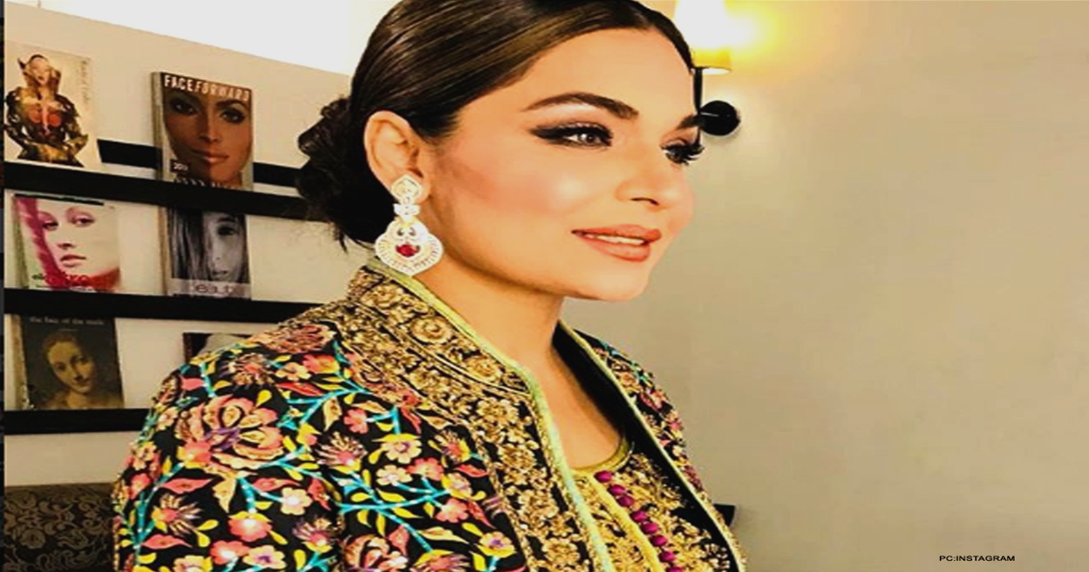 سکینڈل کوئین اداکارہ میراکا عمران خان کو انگریزی میں خراج تحسین