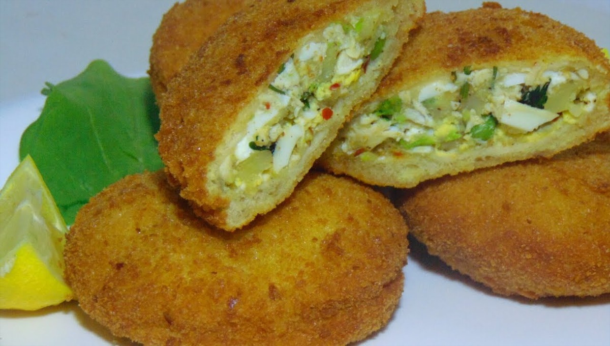 بریڈ چکن پیٹیس بنانے کی آسان ترکیب جو بنانا بھی آسان اور ذائقہ بھی لاجواب