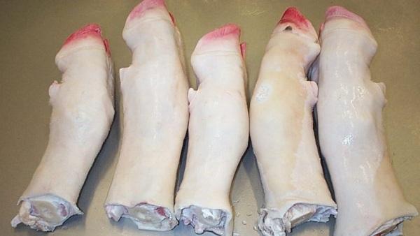 گائے یا بکرے کے پائے کو دھونے کا نہایت آسان طریقہ جس سے پائے ہوں منٹوں میں صاف اور بدبو بھی نہ آئے