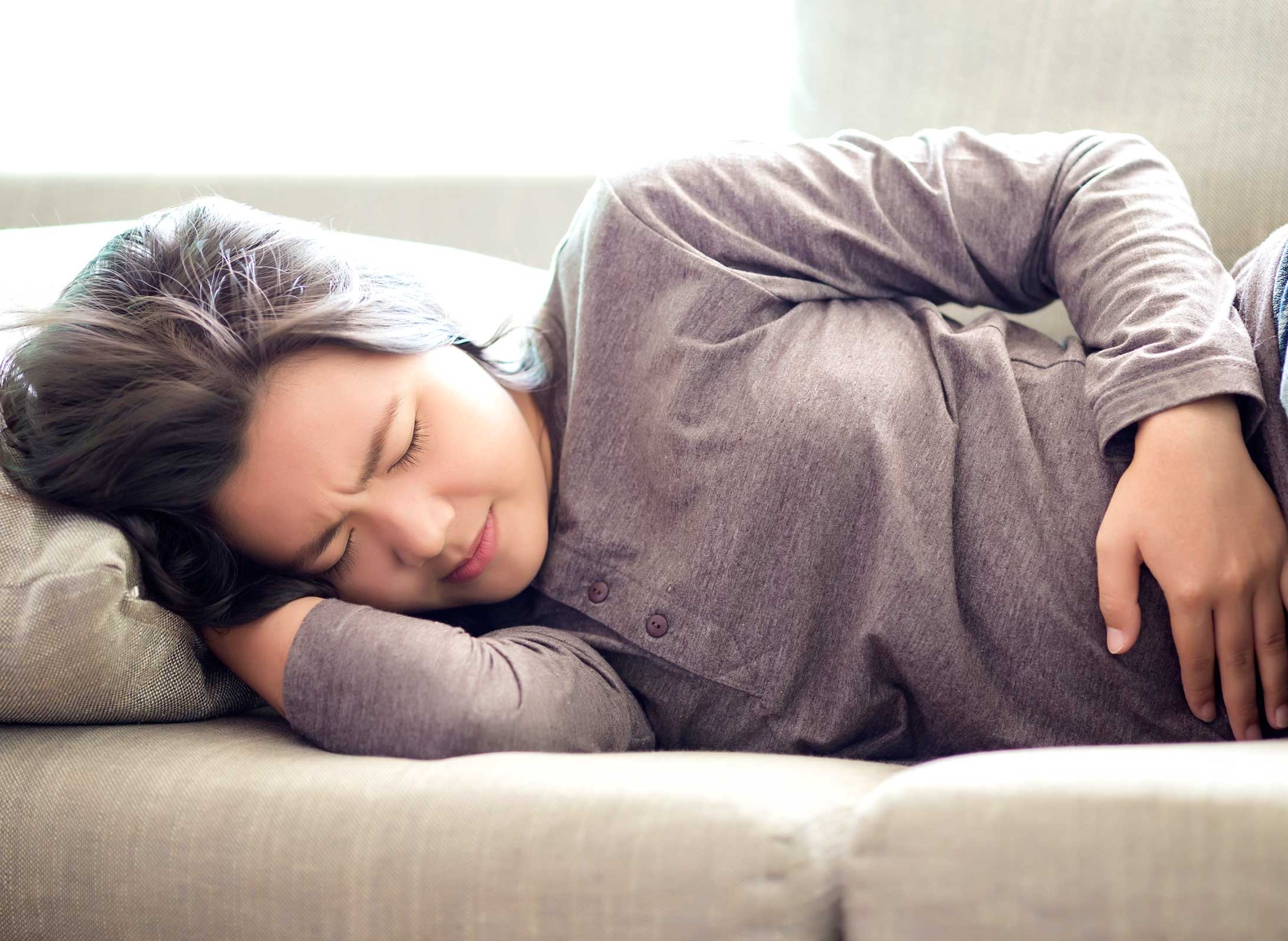 رات کو سونے سے قبل اس ٹوٹکے کا استعمال کرکے سوئیں چند ہی دنوں میں قبص مکمل ختم ہوجائے گا