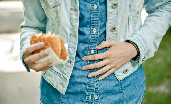 قبص کی بیماری میں مبتلا رہتے ہیں تو یہ مزیدار غذائیں ہرگز نہ کھائیں اور خود کو اس بیماری سے بچائیں